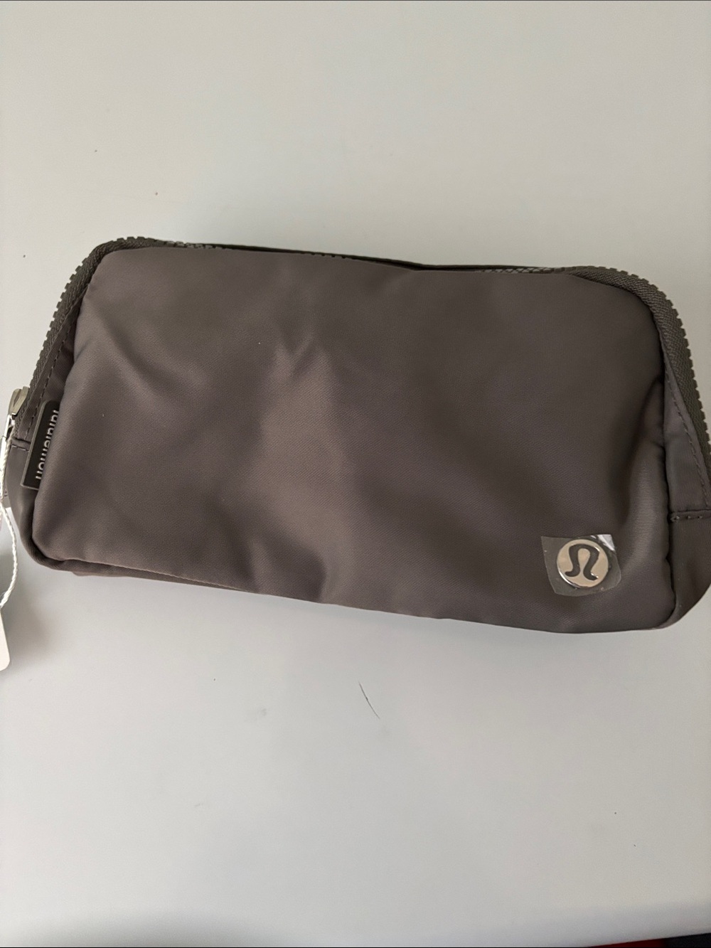 lululemon athletica Women’s Charcoal Gray belt bag